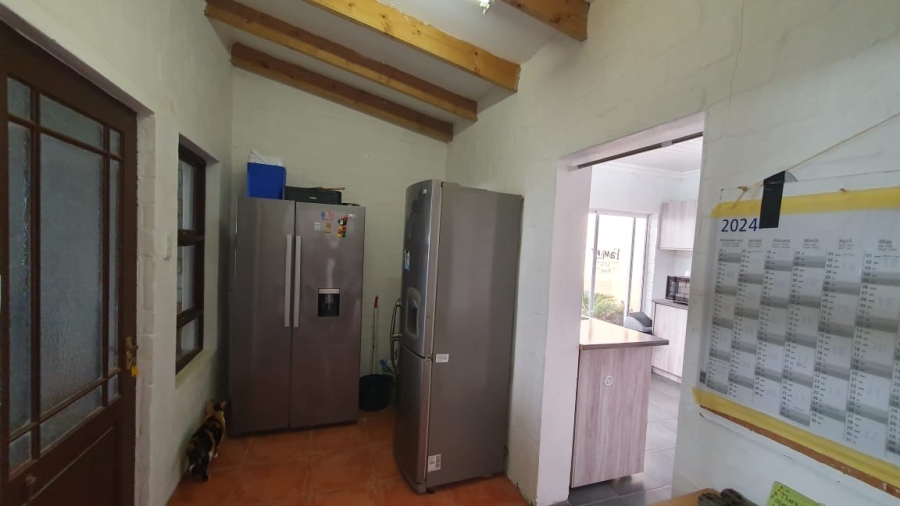 5 Bedroom Property for Sale in Britannia Bay Western Cape